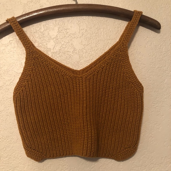 Tops - Knit Crop Top